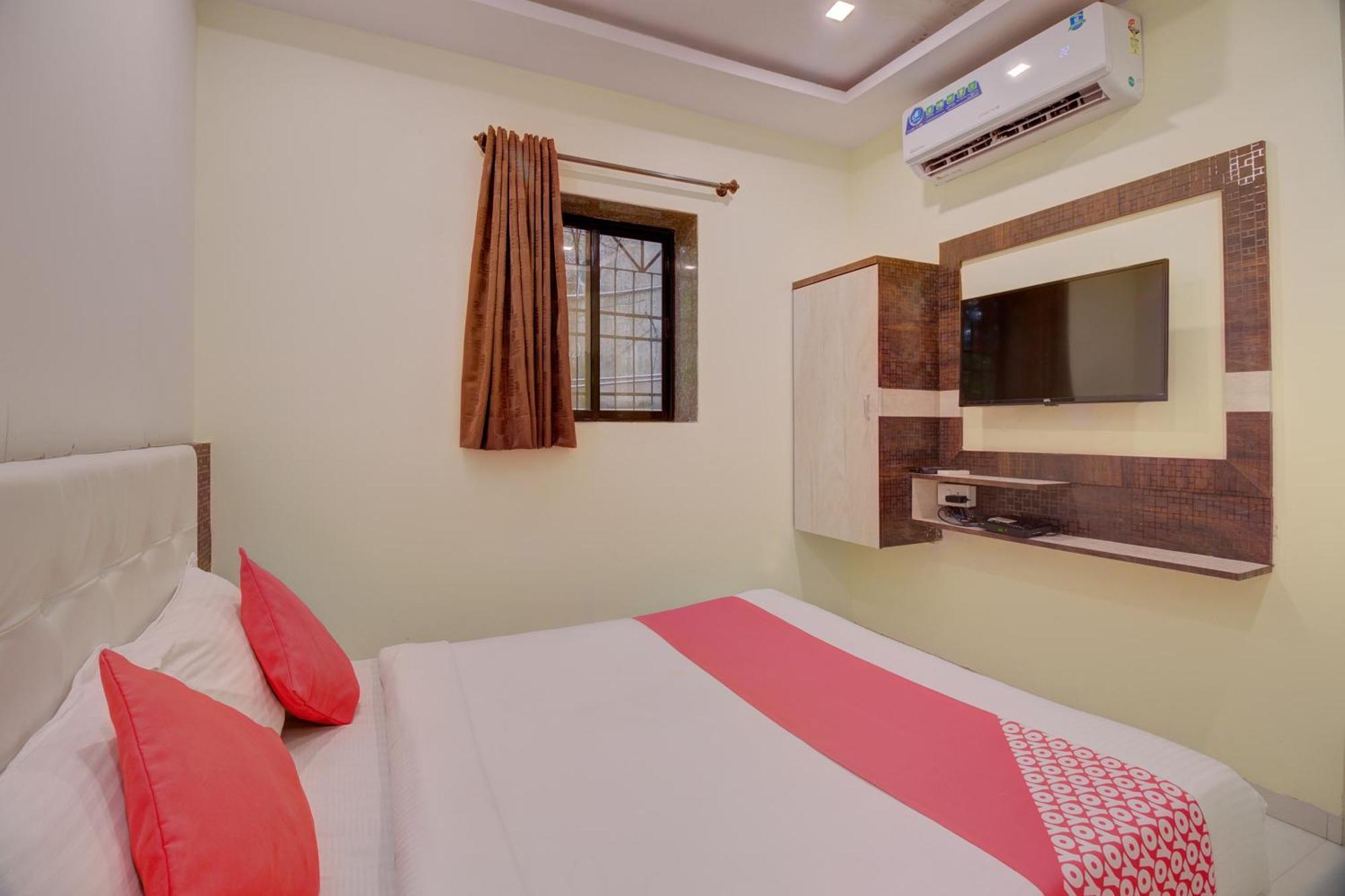 Hotel O Royal Orbit Мумбай Екстериор снимка